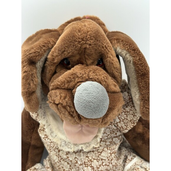 Vintage Wrinkles Brown Dog Hand Puppet The Heritage Collection Wearing Dress - Picture 10 of 10